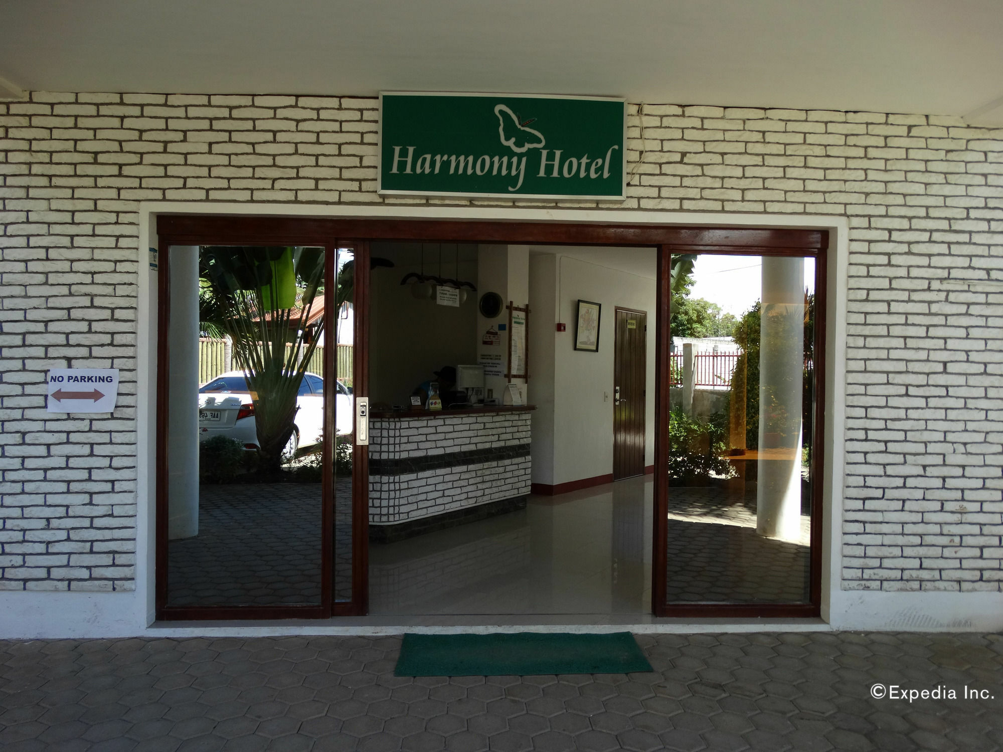 Harmony Hotel Panglao Exterior photo